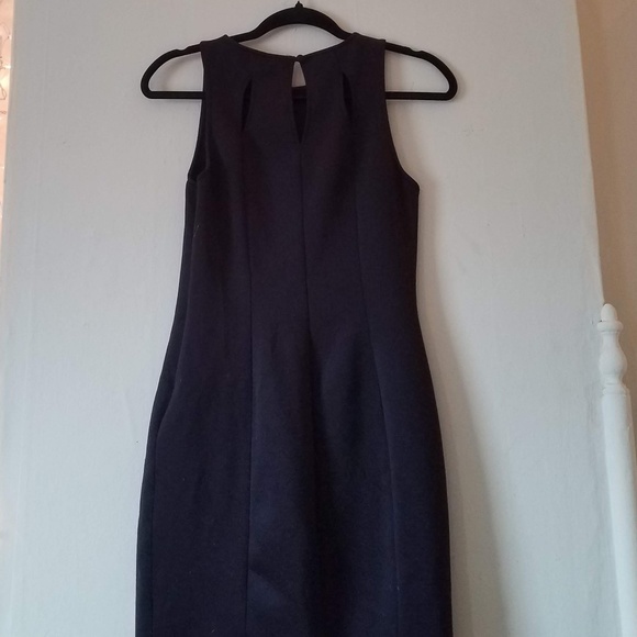 Classy Black Dress - Picture 4 of 4